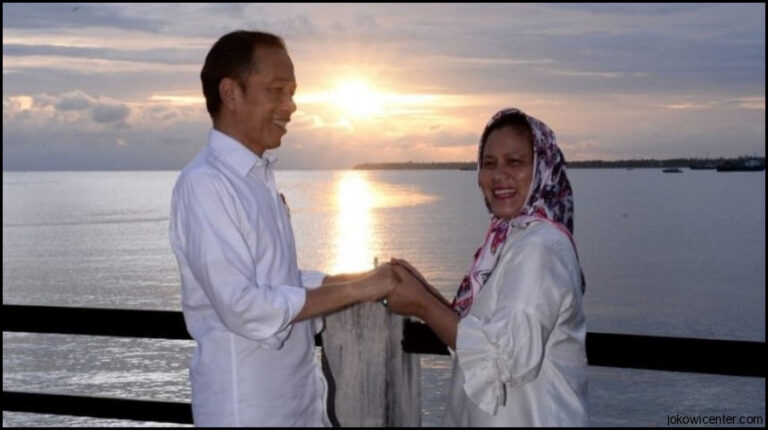 Dipasangkan Dengan Sandal Jepit Pun Jokowi Pasti Menang