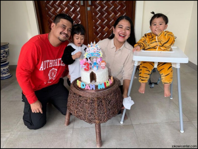 Disiapkan Kue Ultah Di Balaikota Jokowi Malah Ke Pulau Seribu