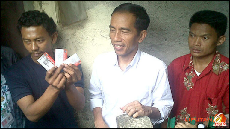 Jokowi Akan Bagikan 17 Juta Kartu Jakarta Sehat