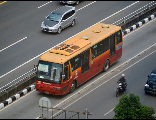 Basuki Ingin Ganti Pergub Lelang Bus Transjakarta
