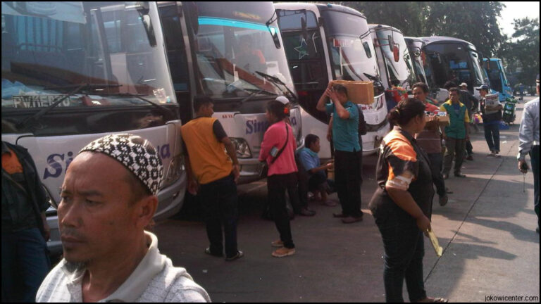 Kenaikan Tarif Angkutan Umum Jokowi Bbm Naik Aja Belum Kok