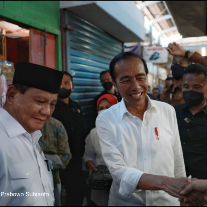 Jokowi Blusukan Bareng Jurnalis Time