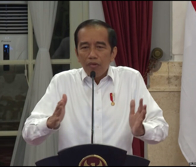 Jokowi Nilai Alasan Kadishub Tidak Masuk Akal Soal Bus Berkarat