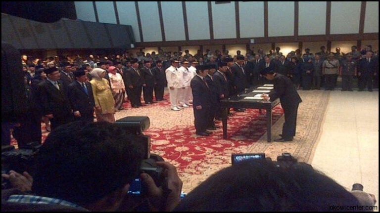 Ada 26 Pejabat Setingkat Kepala Dinas Yang Dirotasi Jokowi