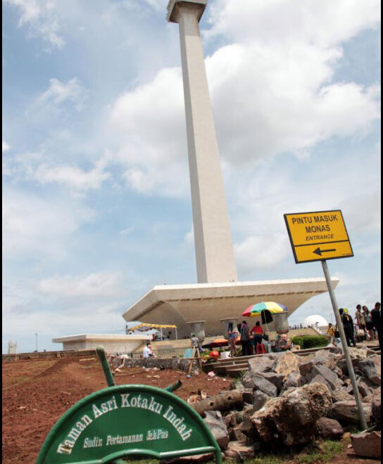 Jokowi Desain Ulang Taman Monas
