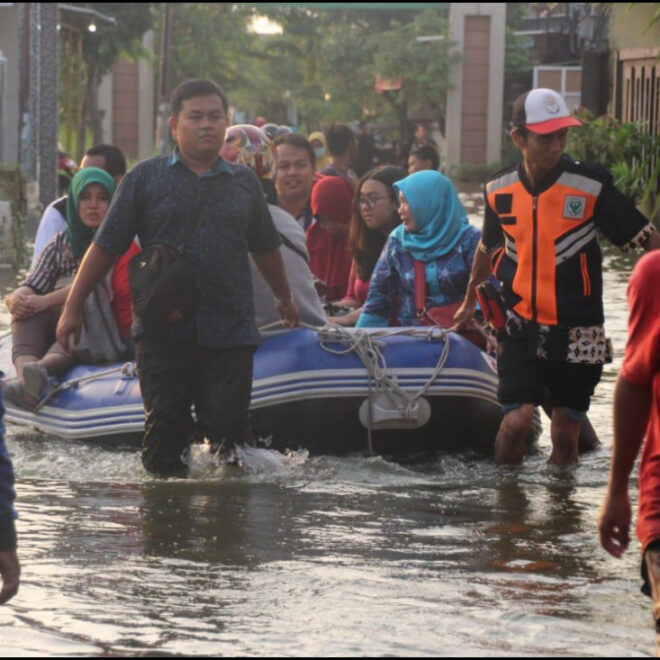 Banjir Tak Juga Surut Warga Minta Jokowi Blusukan Ke Pademangan