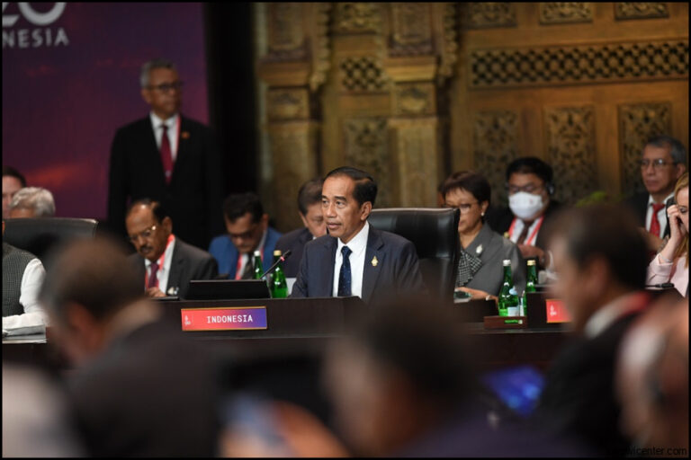 Jokowi Jawaban Krisis Kepemimpinan Di Indonesia