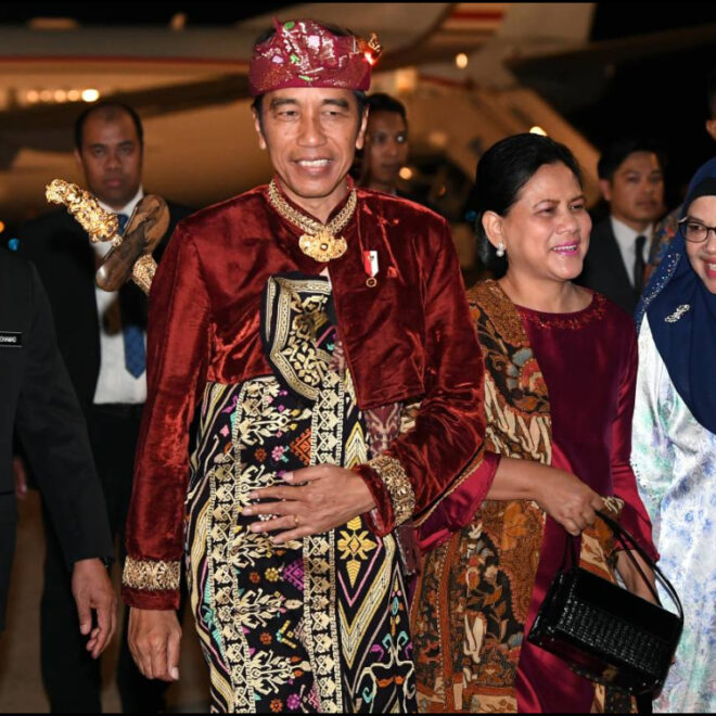 Jokowi Jadi Bintang Di Malaysia