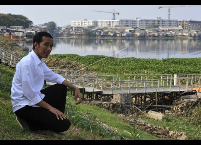 Jokowi Warga Sekitar Waduk Pluit Banyak Maunya