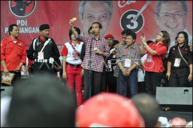 Jokowi Yakin Pilkada Jateng Satu Putaran
