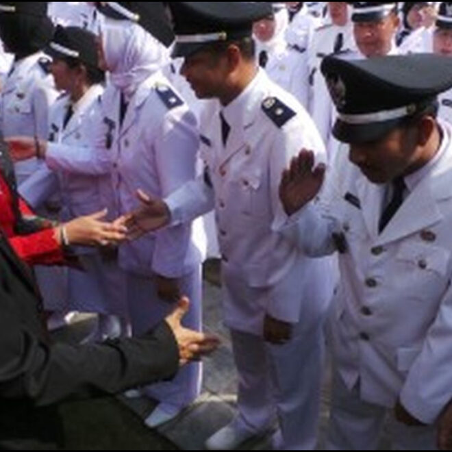 Jokowi Puji Lurah Warakas Lulus Lelang Jabatan