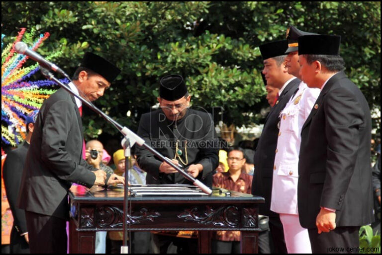 Camat Dan Lurah Mentok Dekati Warga Jokowi Siap Turun