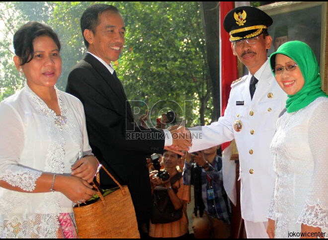 Jokowi Lantik 2 Walikota Di Setu Babakan Dan Kampung Apung