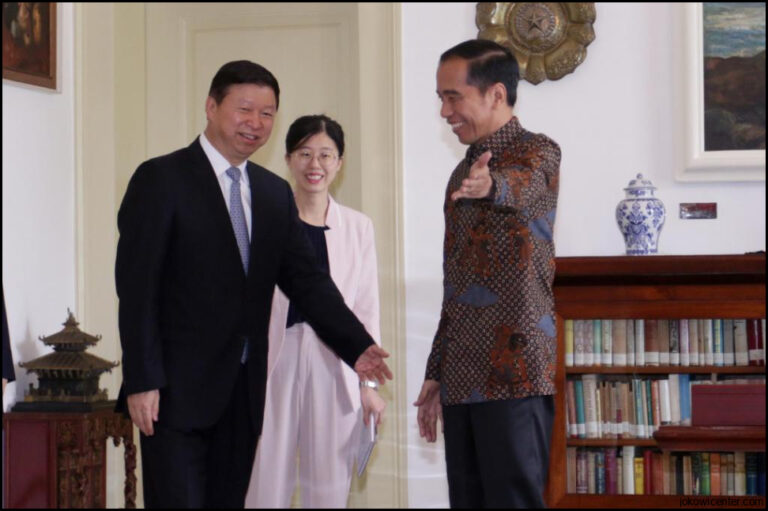 Jokowi Bakal Paksa Jica Terima Penasihat Netral