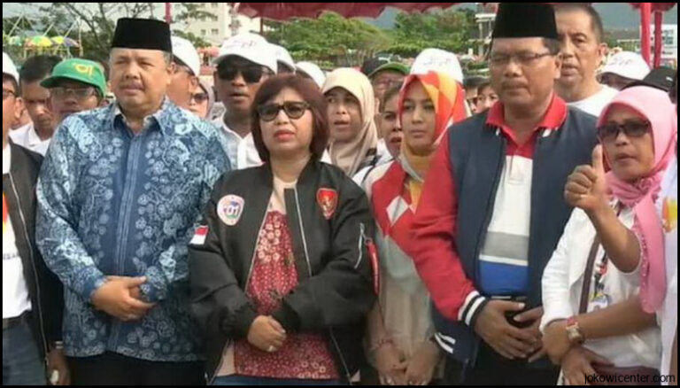 Tangkis Kampanye Hitam Tim Relawan Bikin Siaran Radio Jokowi