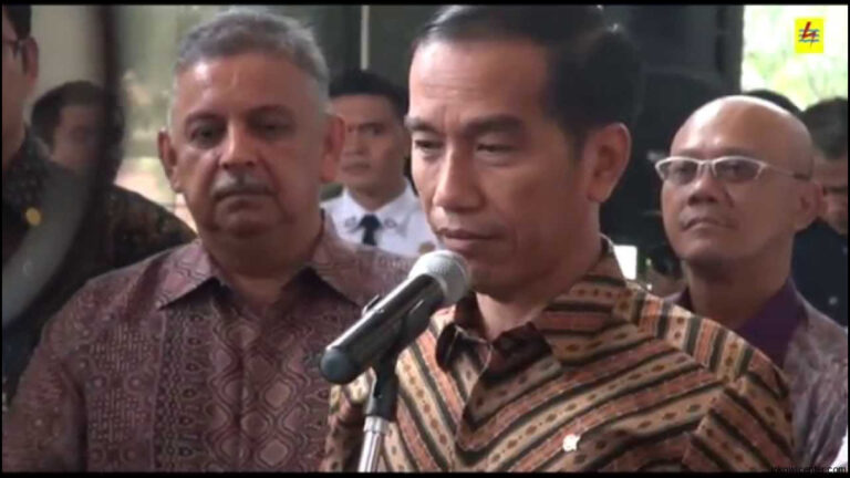 Ketika Duta Besar Amerika Blusukan Bareng Jokowi