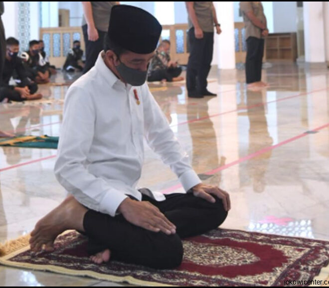 Utamakan Shalat Jokowi Minta Debat Diundur