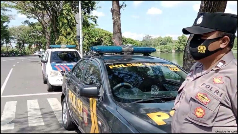 Satpol Pp Dan Warga Waduk Pluit Kini Akur