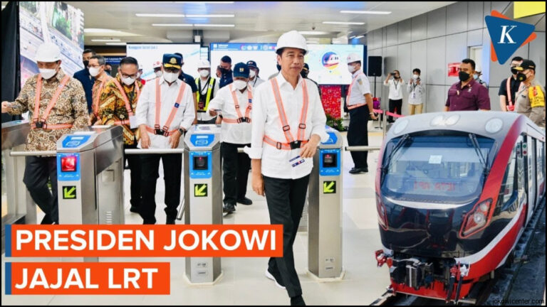 Jokowi Jajal Perlintasan Kereta Di Lokasi Tabrakan Maut