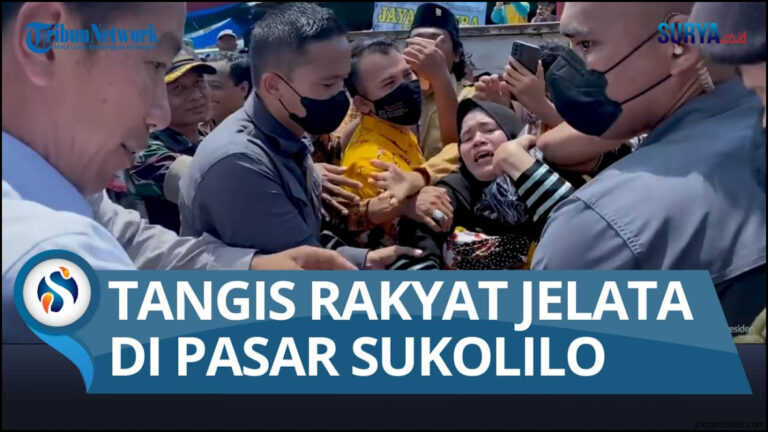 Jokowi Kunjungi Pasar Sukomoro Nganjuk