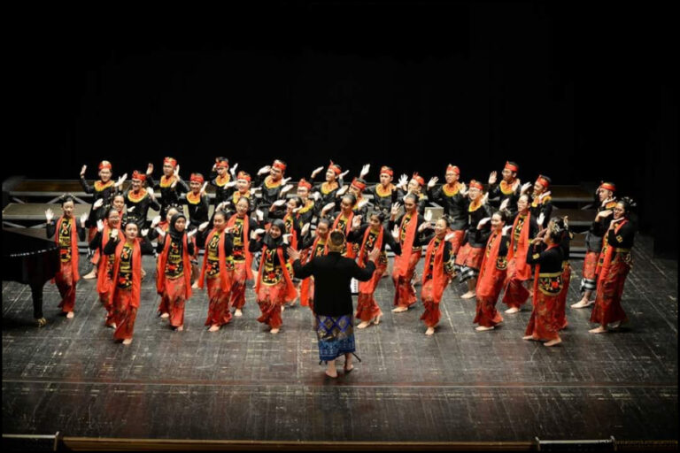 Ingin Lomba Paduan Suara Di Hongkong Mahasiswi Uns Minta Dibantu Jokowi