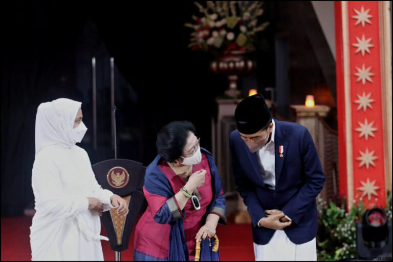 Jokowi Baru Akan Melayat Taufiq Kiemas Esok Hari