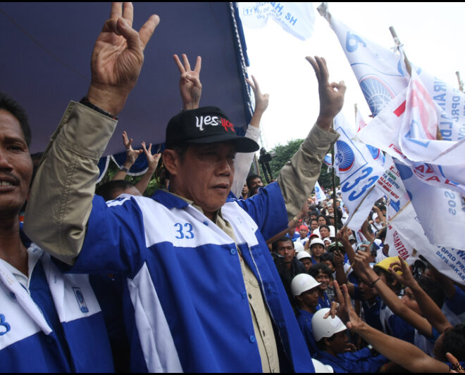 Penyelesaian Masalah Jakarta Jokowi Kalahkan Sutiyoso Dan Foke