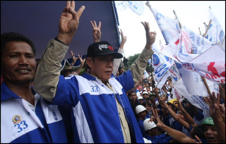 Penyelesaian Masalah Jakarta Jokowi Kalahkan Sutiyoso Dan Foke