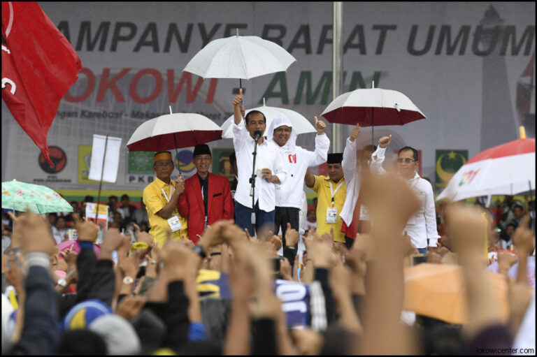 Jokowi Kampanye Di Pecinan