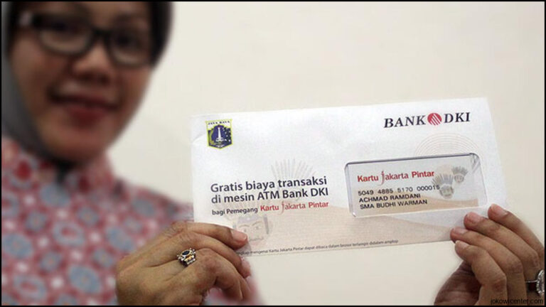 Kartu Pintar Dibagikan Di Jakarta Pusat Hari Ini